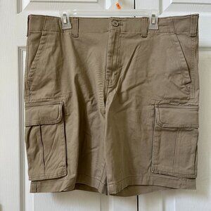 NWT MENS SIZE 38 SONOMA KHAKI 10" INSEAM STRETCH FLEX WAIST CARGO SHORTS